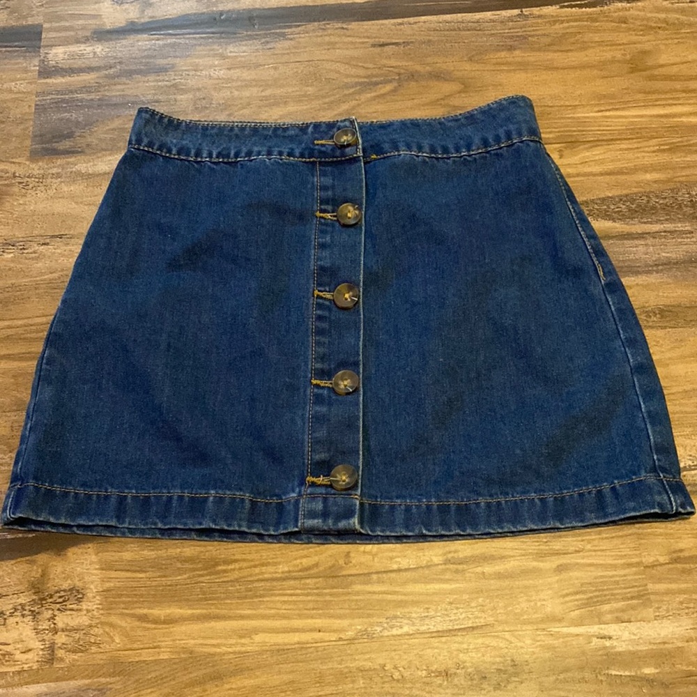 Forever 21 denim skirt size M